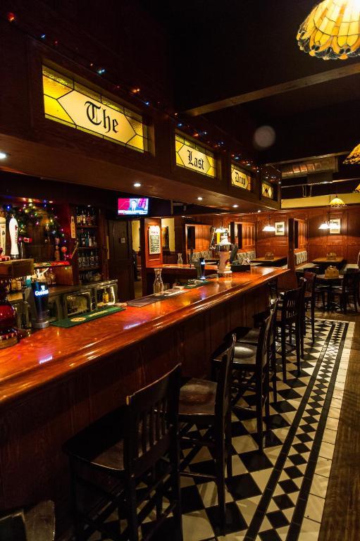Grizz Hotel Revelstoke Værelse billede