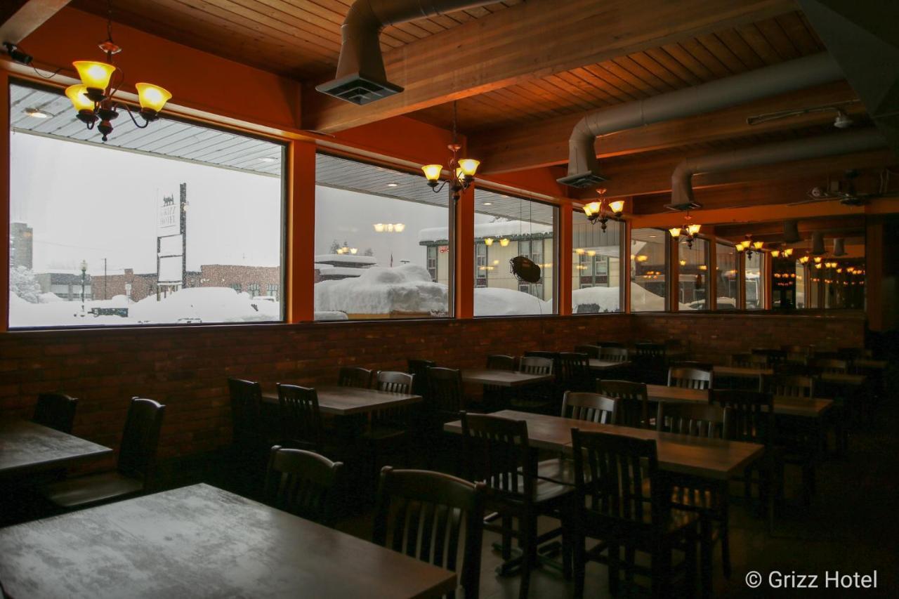 Grizz Hotel Revelstoke Eksteriør billede
